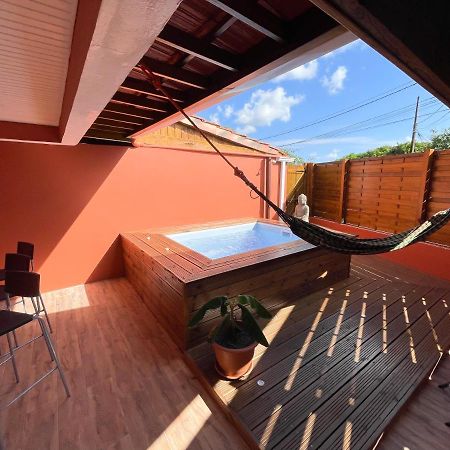Appartement Chez Rey à Riviere-Salee Extérieur photo