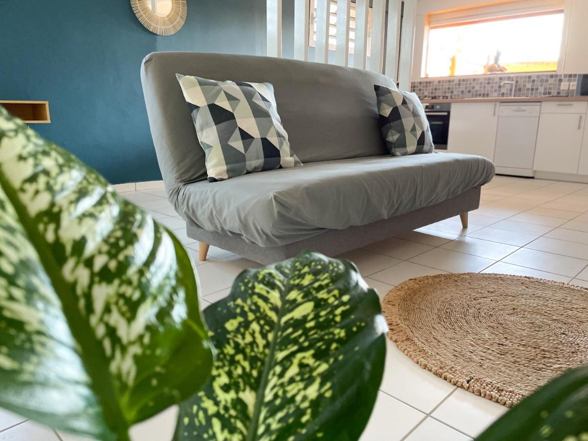 Appartement Chez Rey à Riviere-Salee Extérieur photo